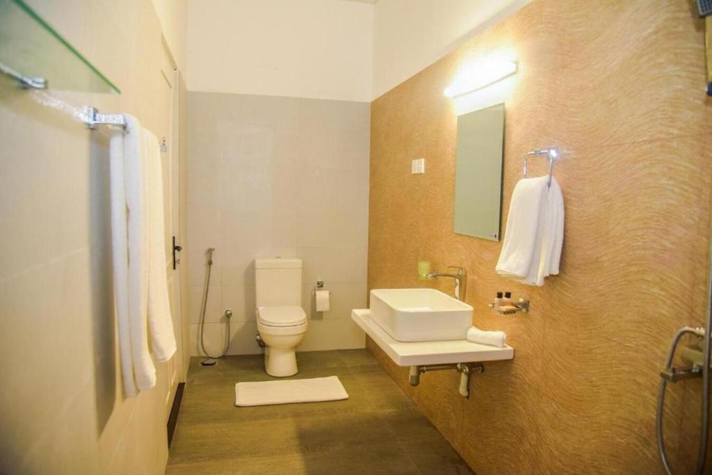 Ace Boutique Airport - 12