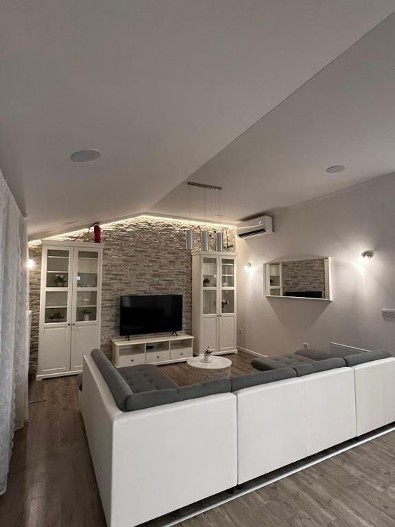 TV a/nebo společenská místnost v ubytování Exclusive apartment