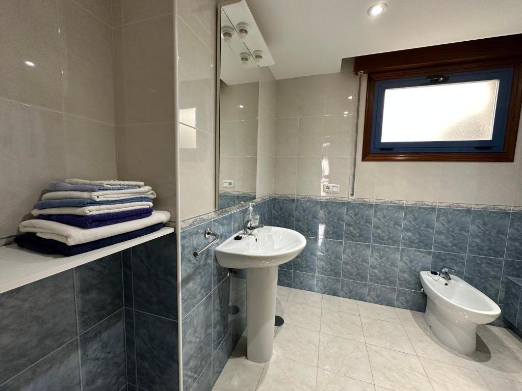 Łazienka w obiekcie Apartamento Salgueirón