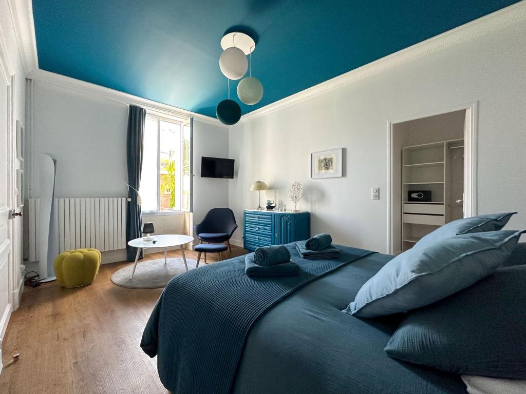 Nouvelle Vague - Double Room