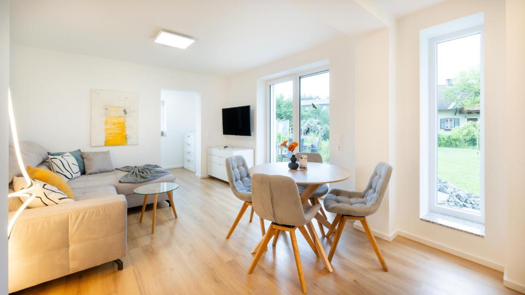 TV a/nebo společenská místnost v ubytování Apartments Jesse