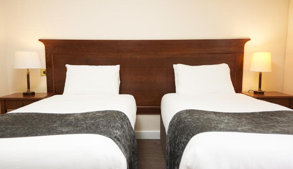 White Hart Hotel by Greene King Inns - Jumeau