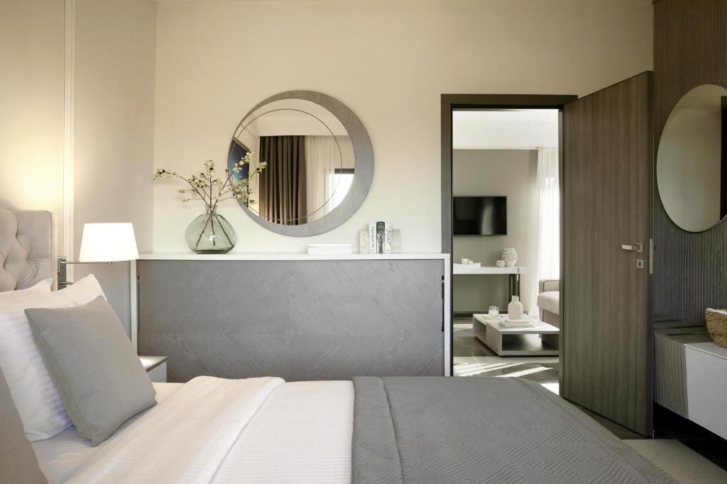A bathroom at Potidea Palace Hotel