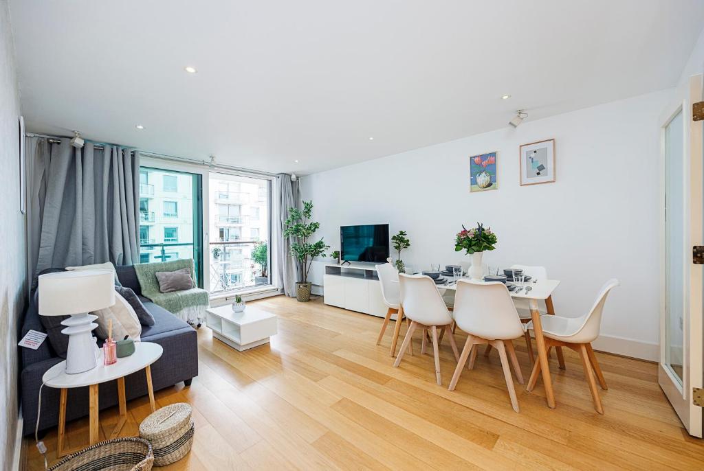WelcomeStay Vauxhall St Georges Wharf 2 Bedroom Apartment - 湖景公寓