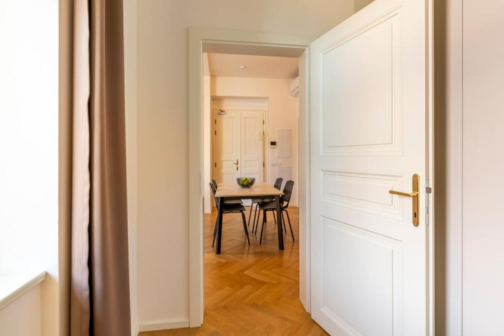 Petrin Tower Residence - 6