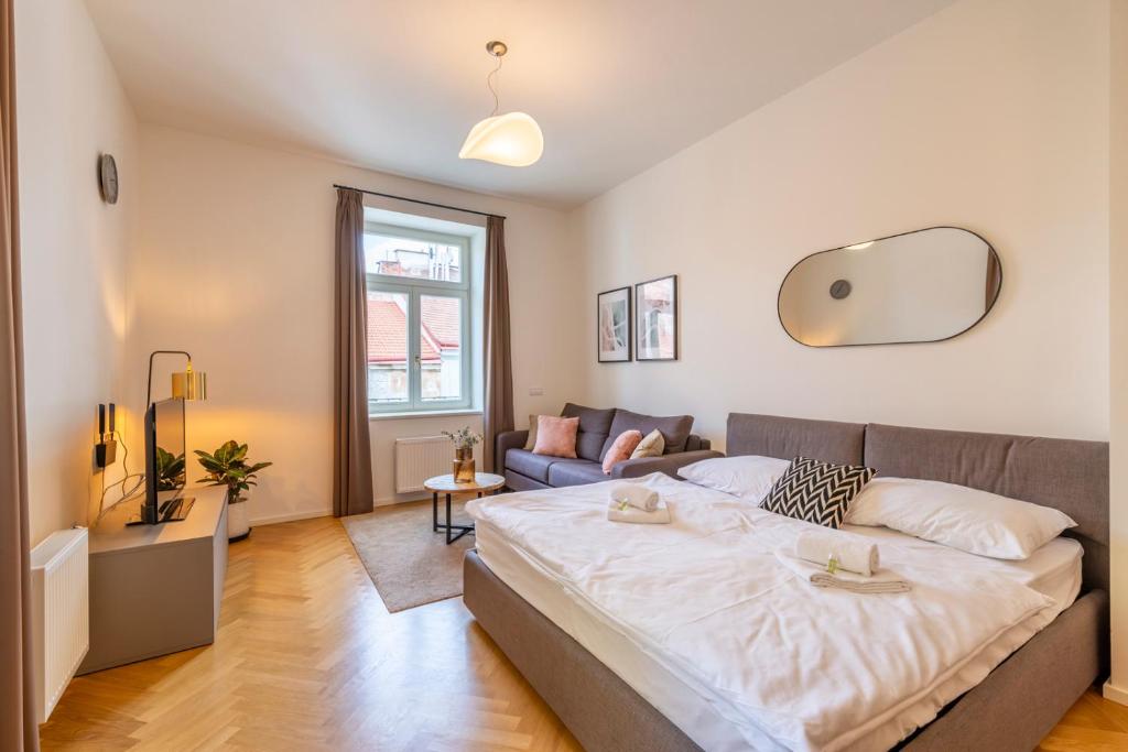 Petrin Tower Residence - 12