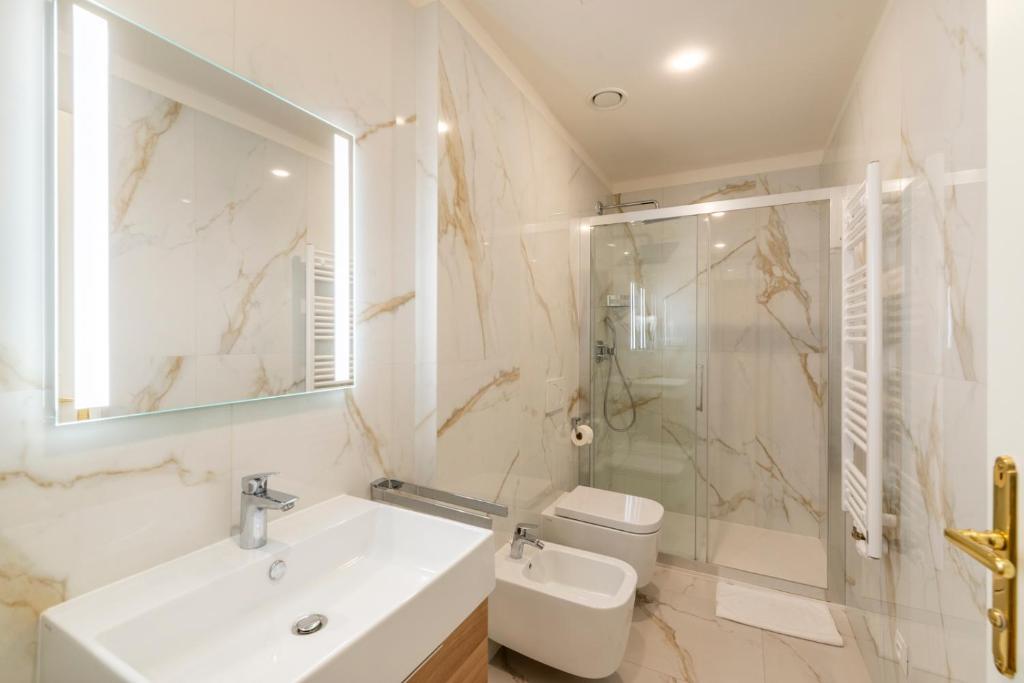 Petrin Tower Residence - 3