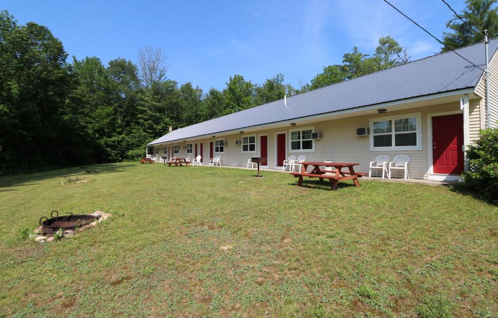 The Villager Motel photo
