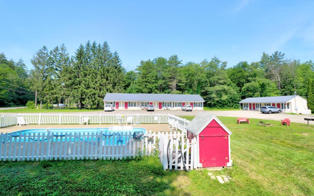 The Villager Motel photo