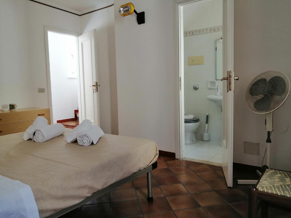 Una Stanza a Cefalù - 2