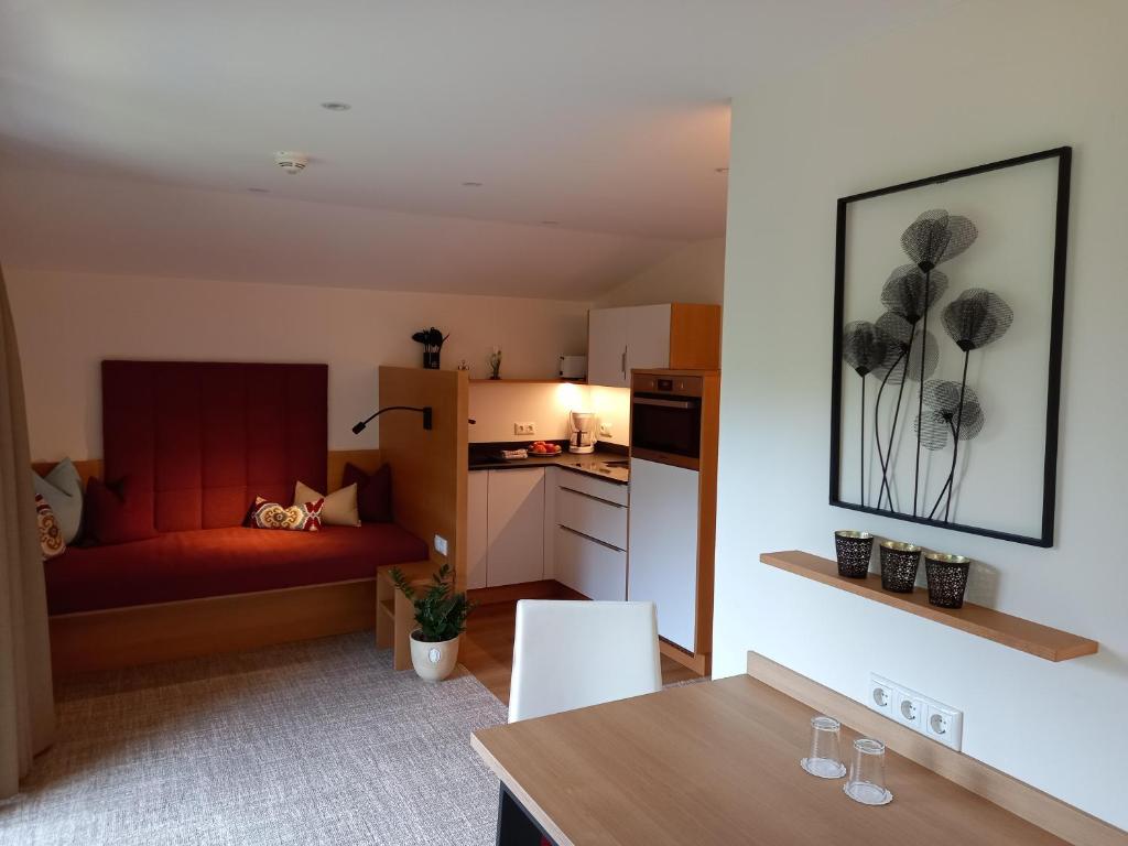 Kuchyň nebo kuchyňský kout v ubytování Hotel Garni Erler