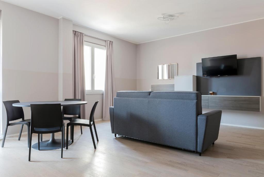Milan Retreats - One-Bedroom Apartment - Via Fara 30