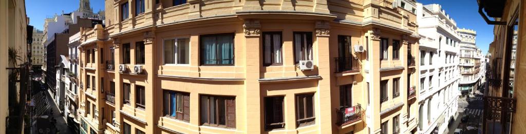 Apartamentos Caballero de Gracia, Madrid, Spain - Booking.com