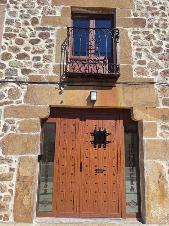 Fotografie z fotogalerie ubytování Apartamentos Numancia v destinaci Garray