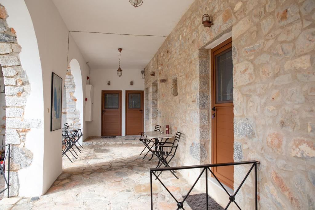 TRADITIONAL HOUSE ALEPIS IN AREOPOLIS - Chambre De Luxe