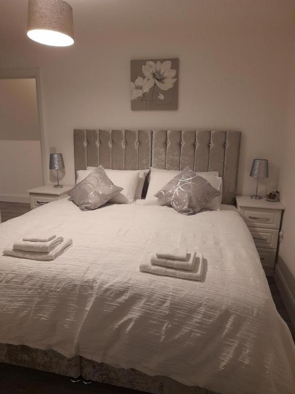 Postel nebo postele na pokoji v ubytování Glenbeg Lodge B&B