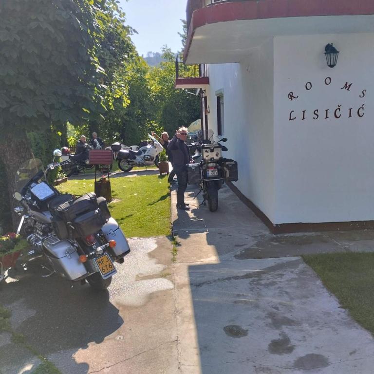 Hosté ubytování Rooms Lisičić