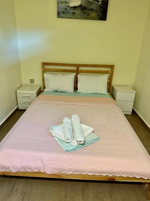 Postel nebo postele na pokoji v ubytování Villa Elia in Nea Kallikrateia
