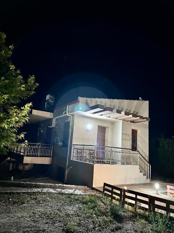 Budova, kde se vila nachází