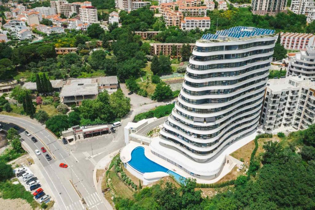 an overhead view of a large building in a city at Skyline Vista in Bečići