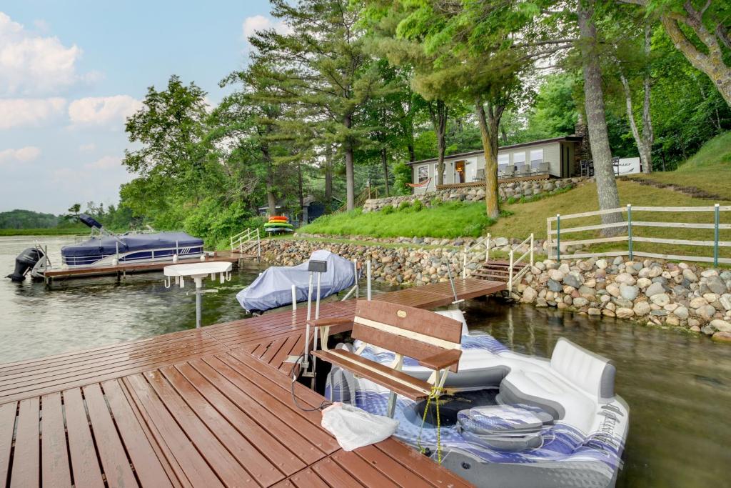 Waterfront Big Pine Lake Cabin with Kayaks!, Garrison Updated 2024 Prices