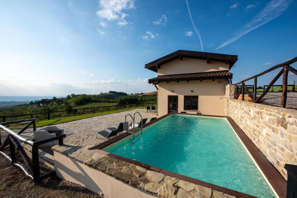 Bazén v ubytování Il Casot Private House with Pool nebo v jeho okolí