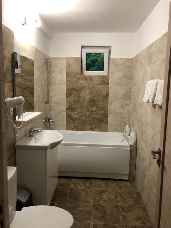 Koupelna v ubytování Casa Bocan