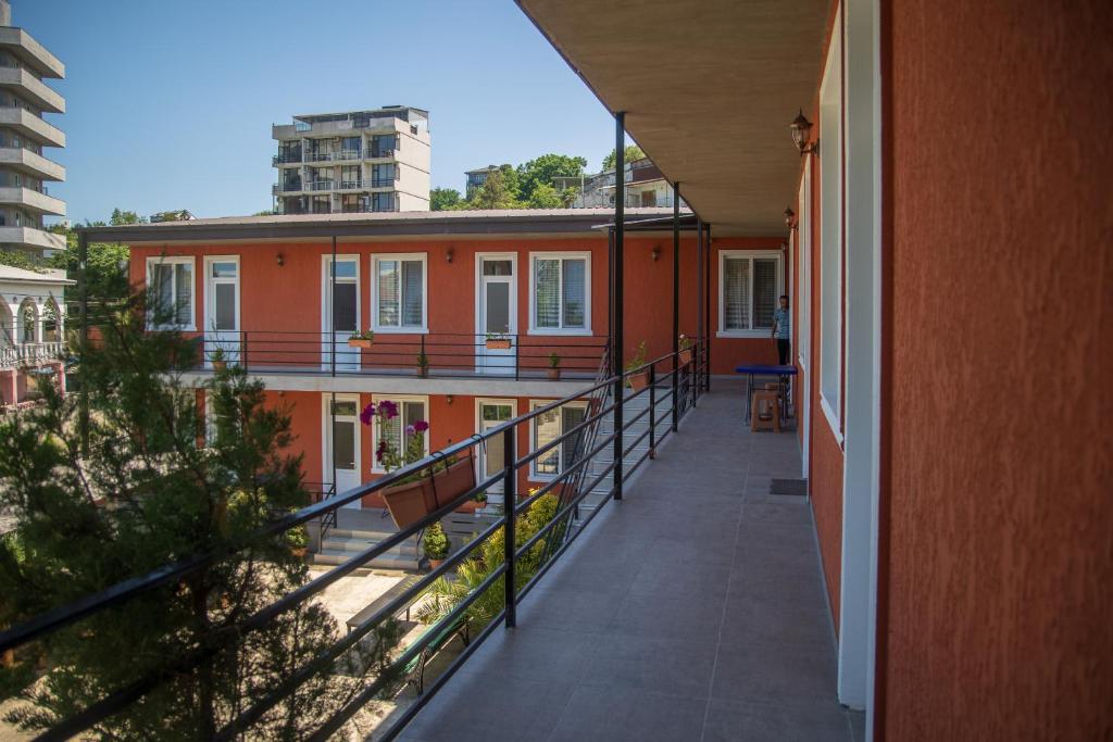 Edifici on està situat l'hostal o pensió