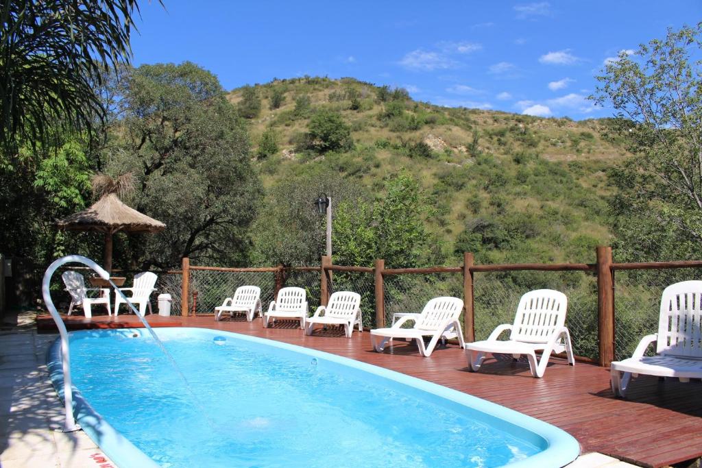 Nespecifikovaný výhled na hory nebo výhled na hory při pohledu z aparthotelu