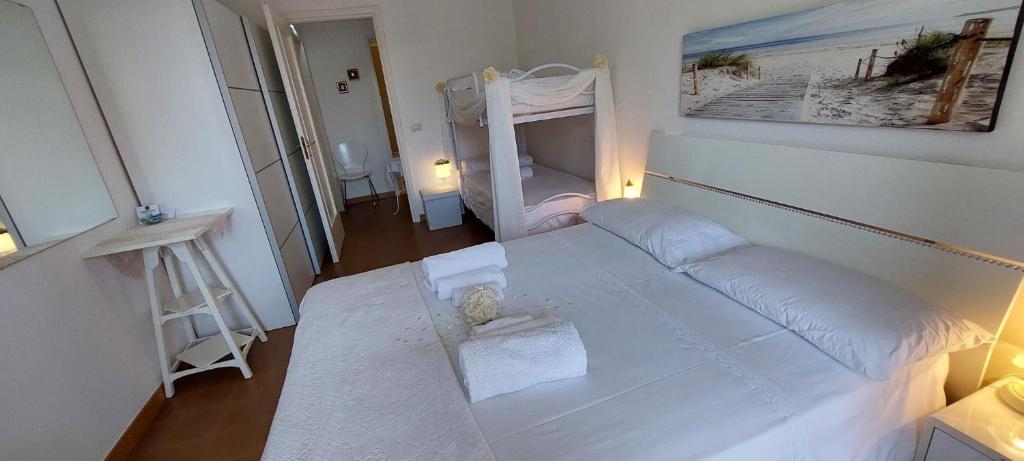 A bed or beds in a room at Casa di Sofia