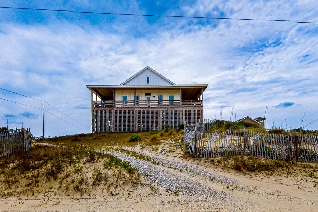 The Beach House, Knotts Island (updated prices 2024)