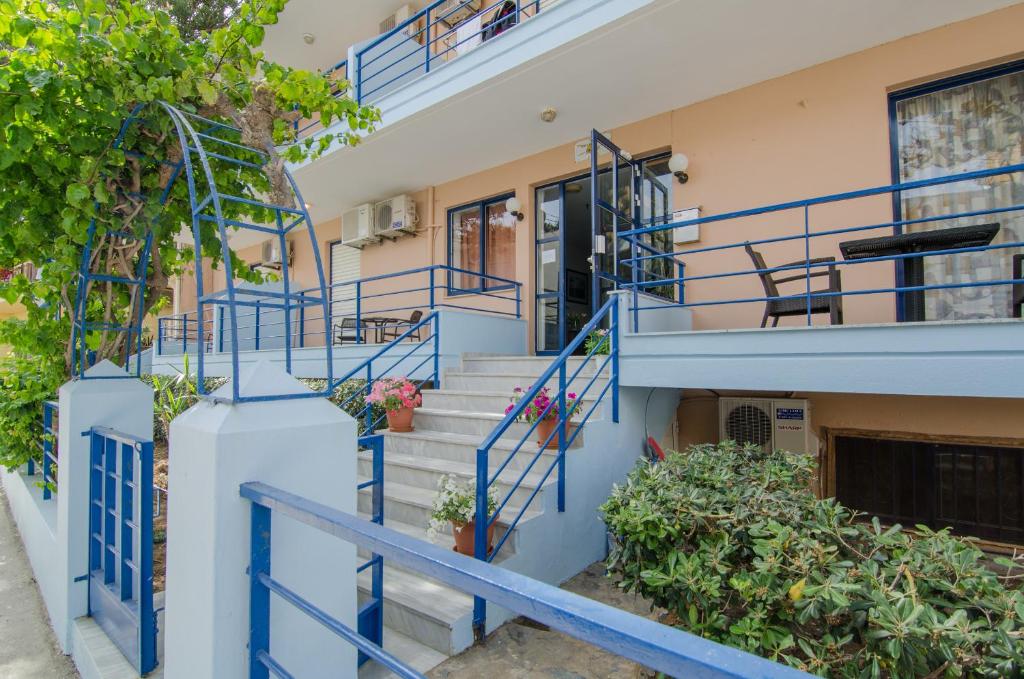 Emilia Hotel Apartments - 19