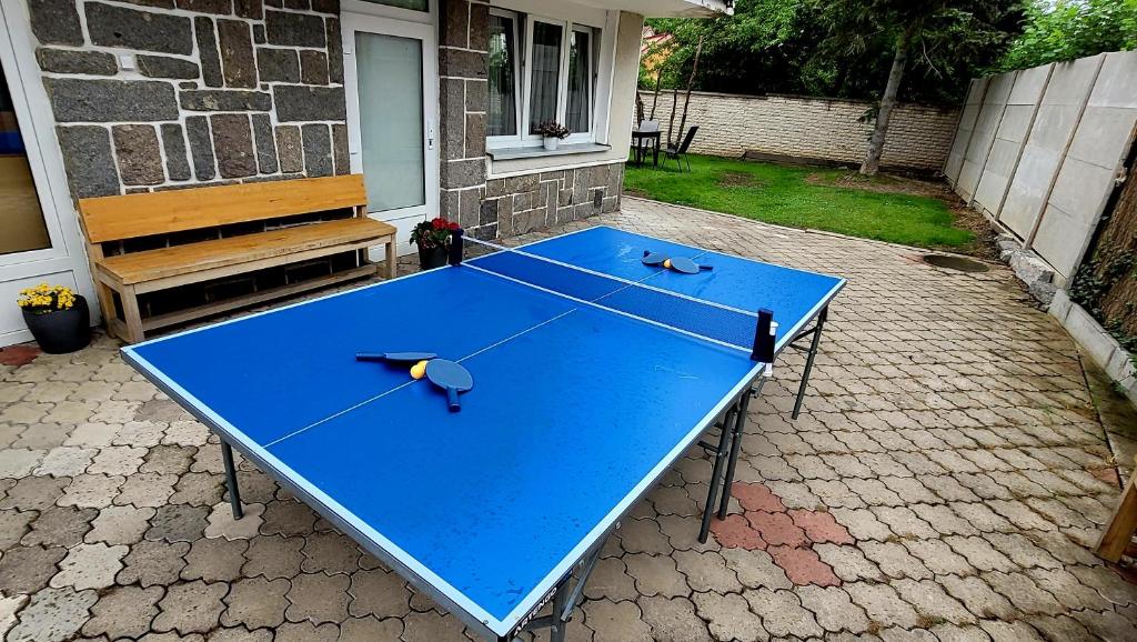 Tenis stołowy w obiekcie Wellness Aqua House lub pobliżu