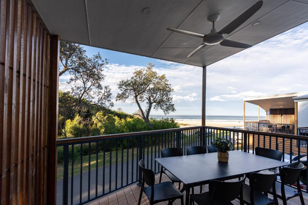 BIG4 Tasman Holiday Parks - Racecourse Beach - Premium Strandvilla (3BR)