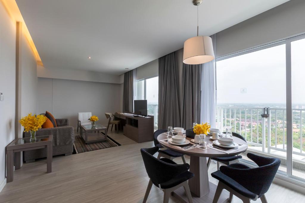 Kantary Hotel Korat - Suite Met één Slaapkamer