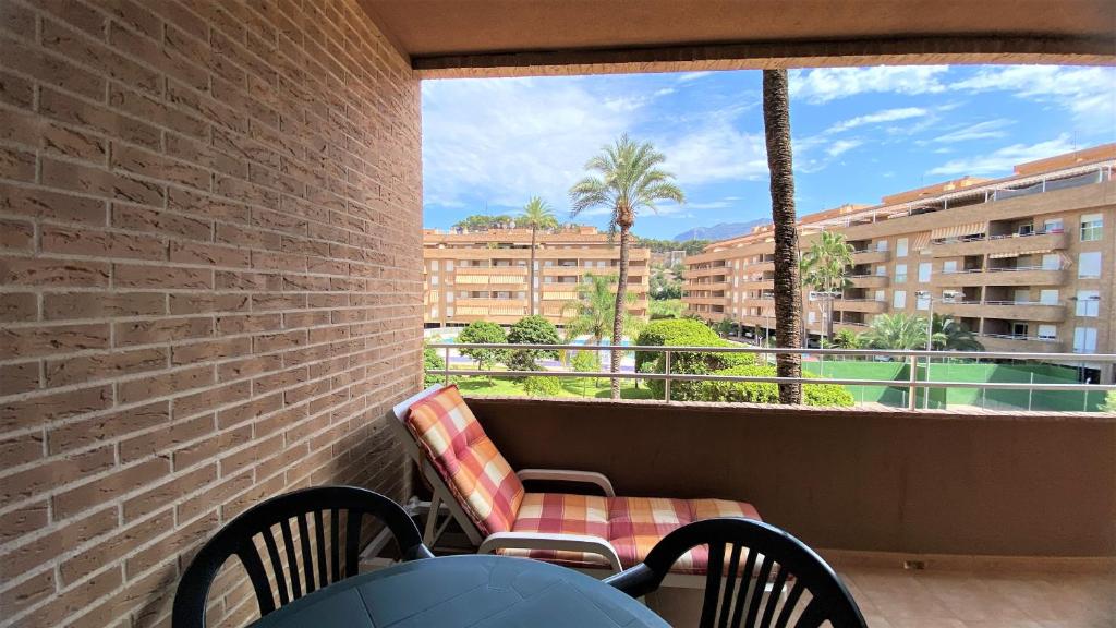 En balkon eller terrasse på Puerto Romano VYBDenia