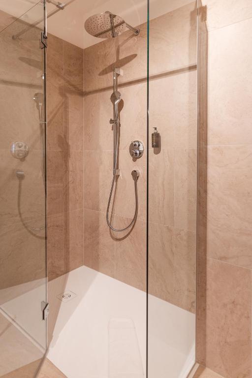 H5 Grauer Bär Studios & More - Resim 44