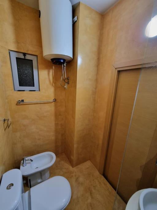 Vlora Central Apartment - Image 8