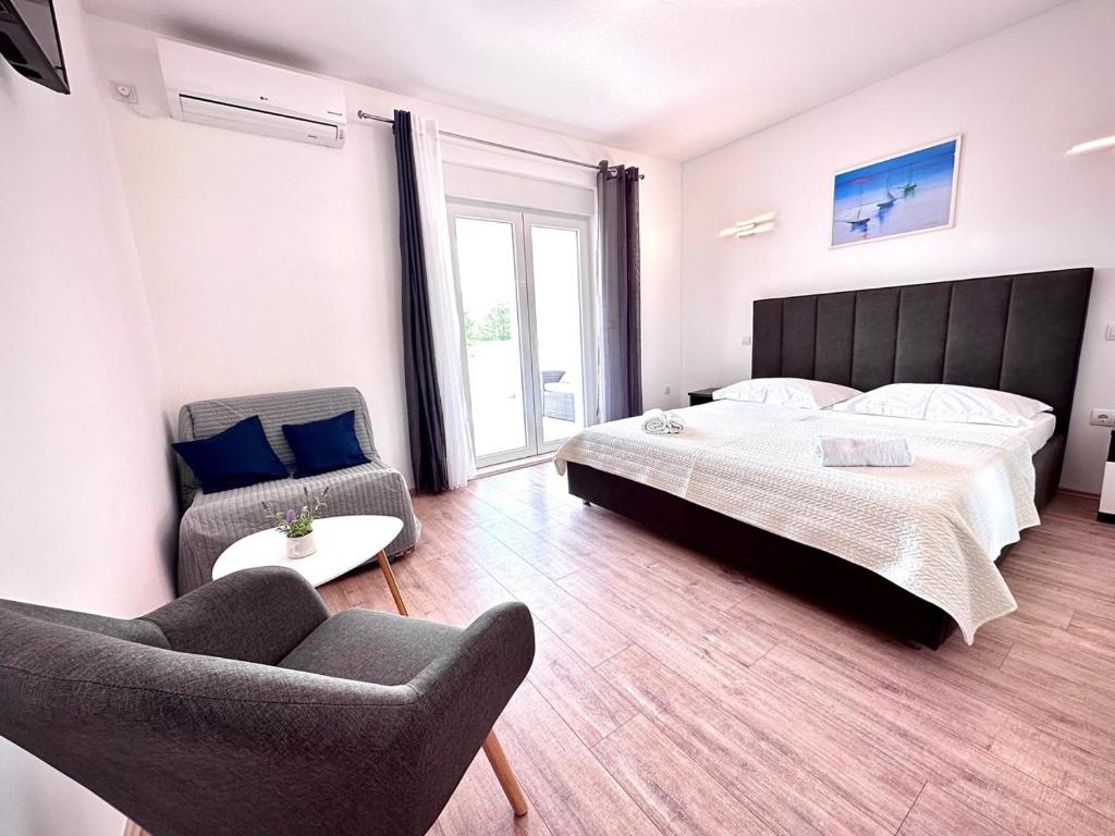 Posteľ alebo postele v izbe v ubytovaní Villa Duce in Omis, private pool