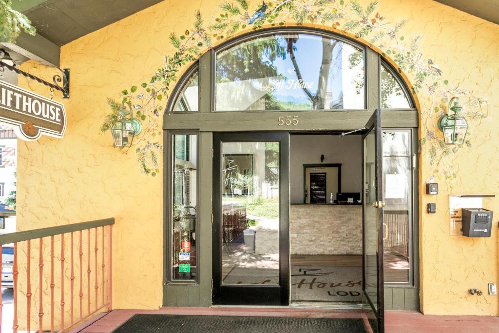 Fotografie z fotogalerie ubytování Lift House Lodge, Pet Friendly Studio Condo v destinaci Vail