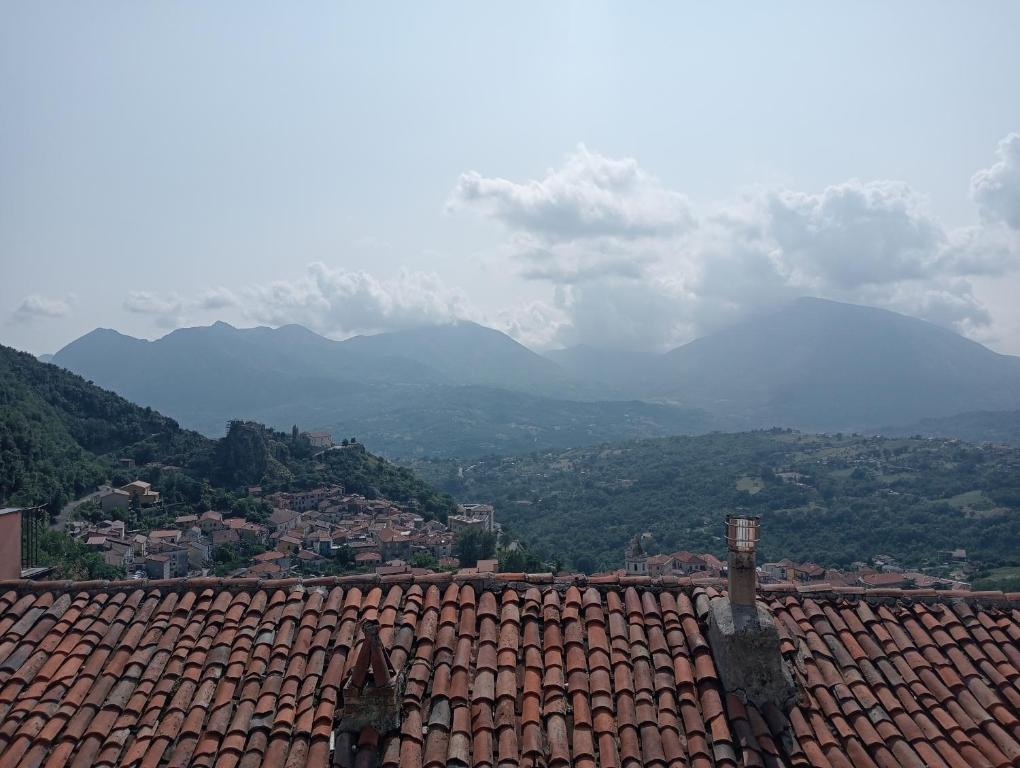 Nespecifikovaný výhled na hory nebo výhled na hory při pohledu z bed and breakfast