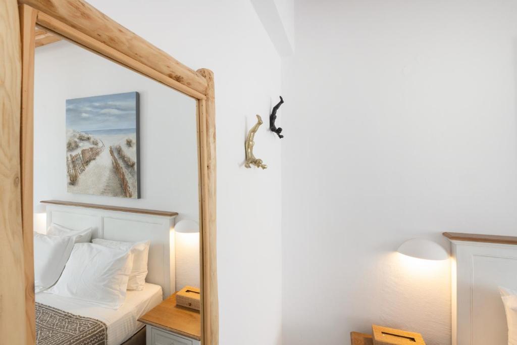 Parosquare Central Suites - 14