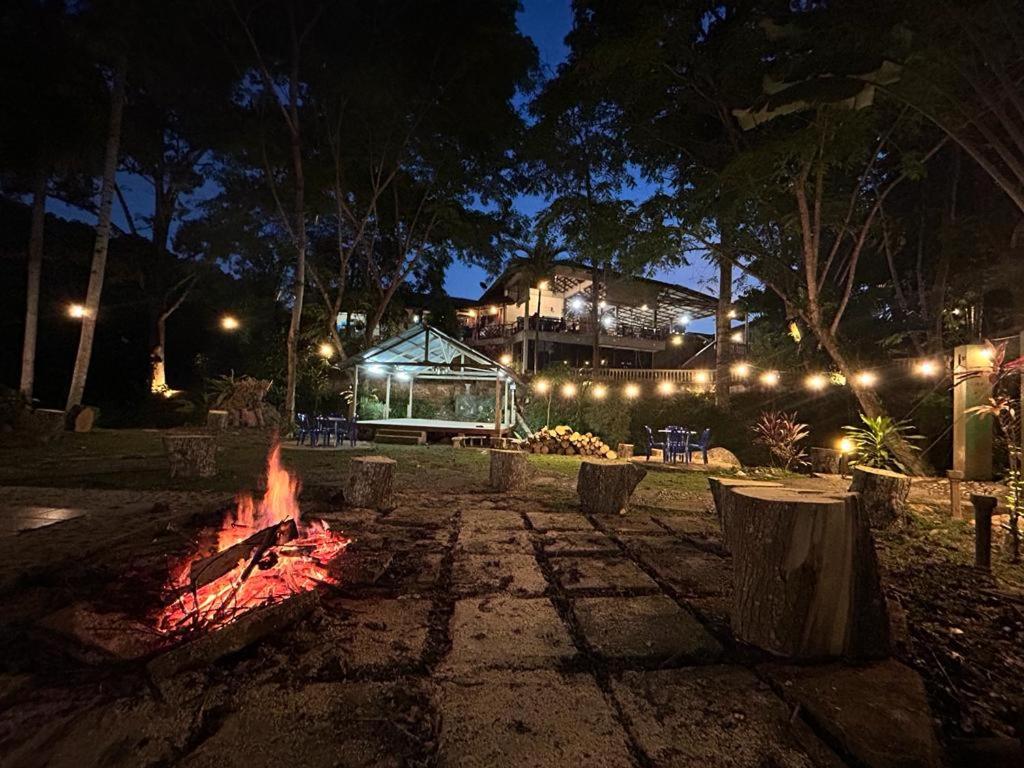 Zahrada ubytování Xcape Resort Taman Negara