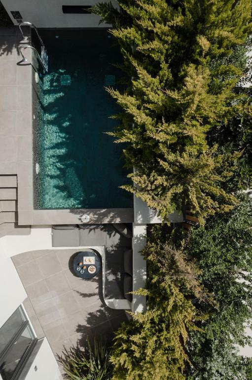 Apikia Santorini - 12