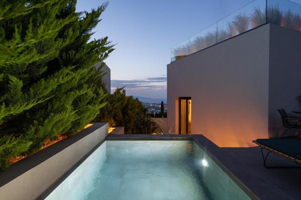 Apikia Santorini - 1