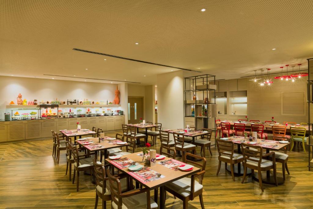 Restaurace v ubytování IntercityHotel Muscat