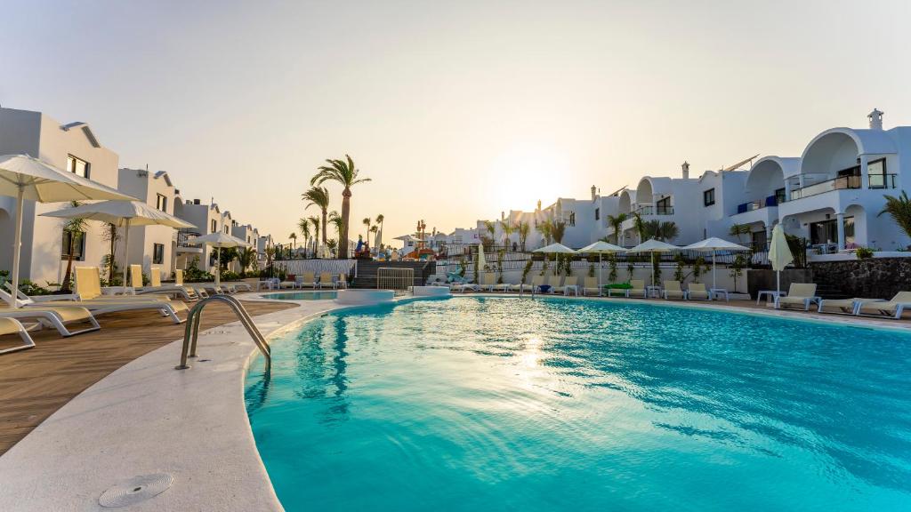 Bakour Lanzarote Splash, Puerto del Carmen – Precios ...