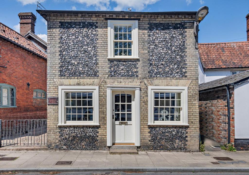 Old Flint Bank Cottage, Harleston Updated 2024 Prices