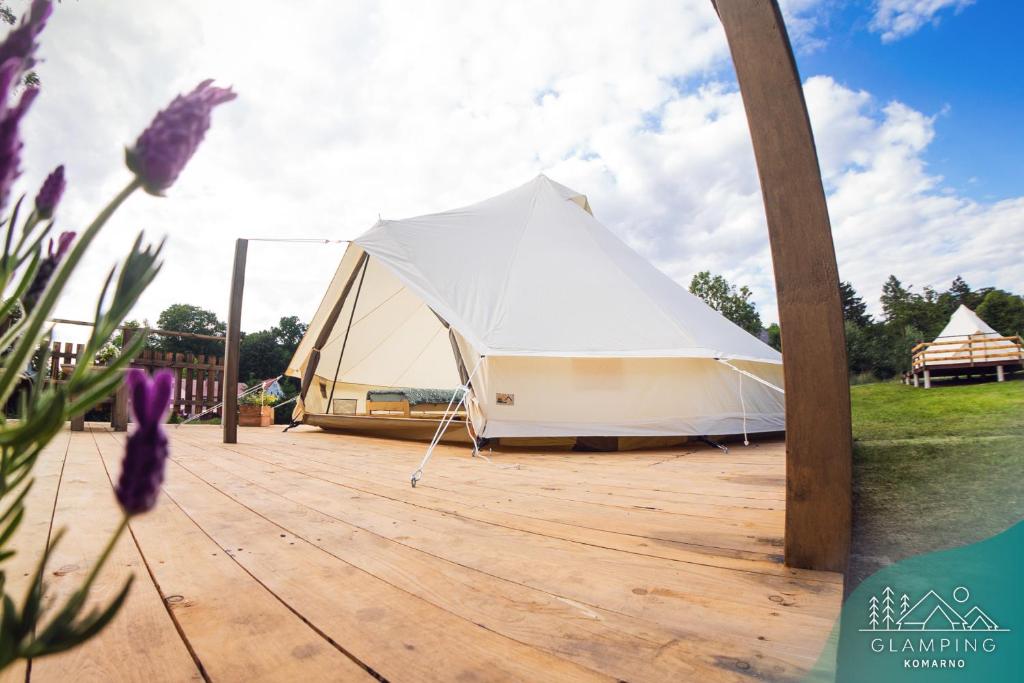 Zahrada ubytování Glamping Komarno
