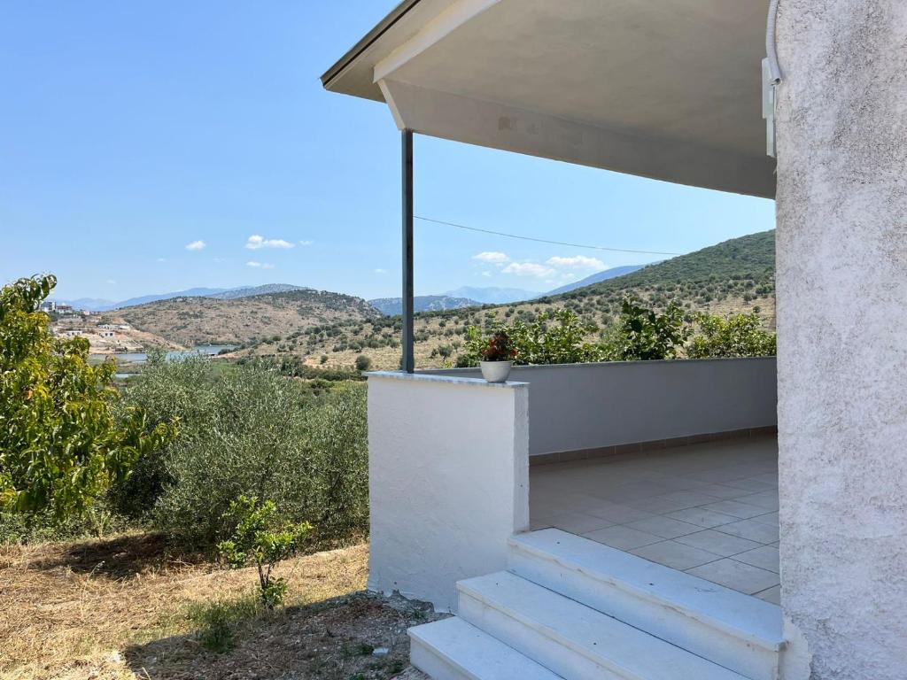 Laert's Home - Image 7